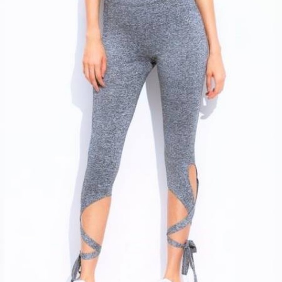 Leggings Jade & Juliet High-Waisted Cut-Out - Picture 1 of 1